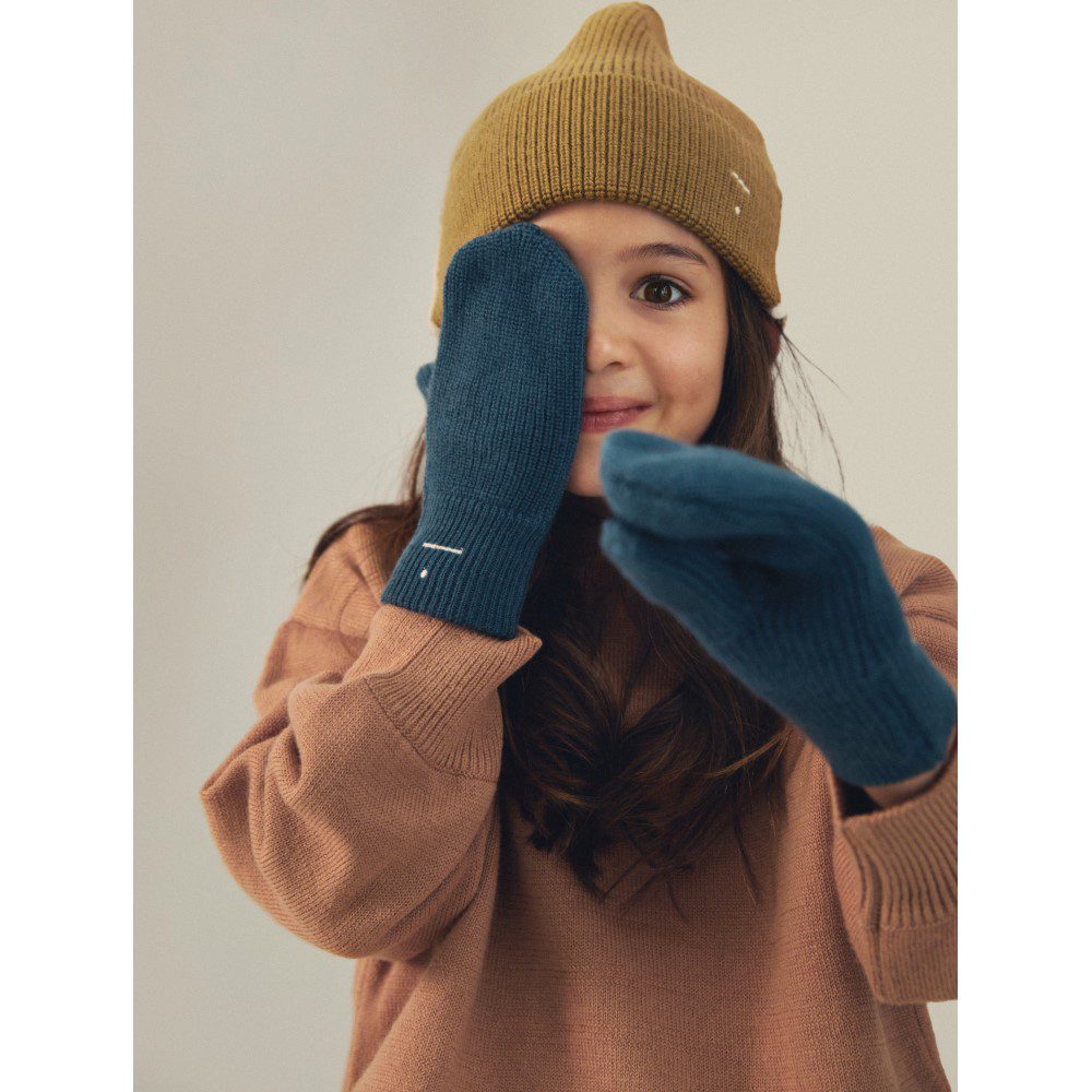 Knitted Mittens | Peanut