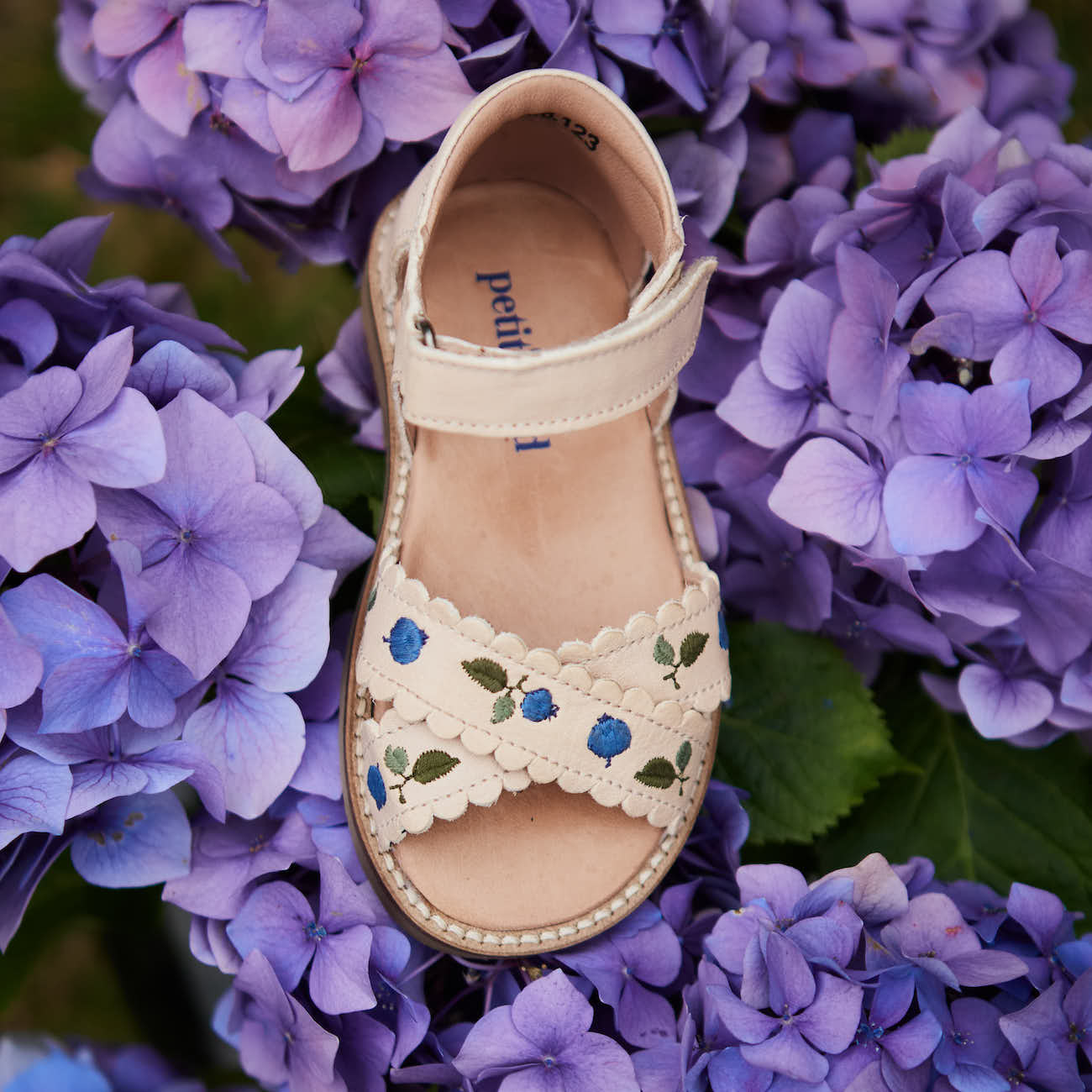 Crossover Sandal | Blueberry