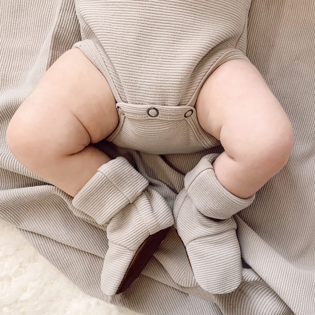 Corduroy Ruffle Wrap Bodysuit | Fog