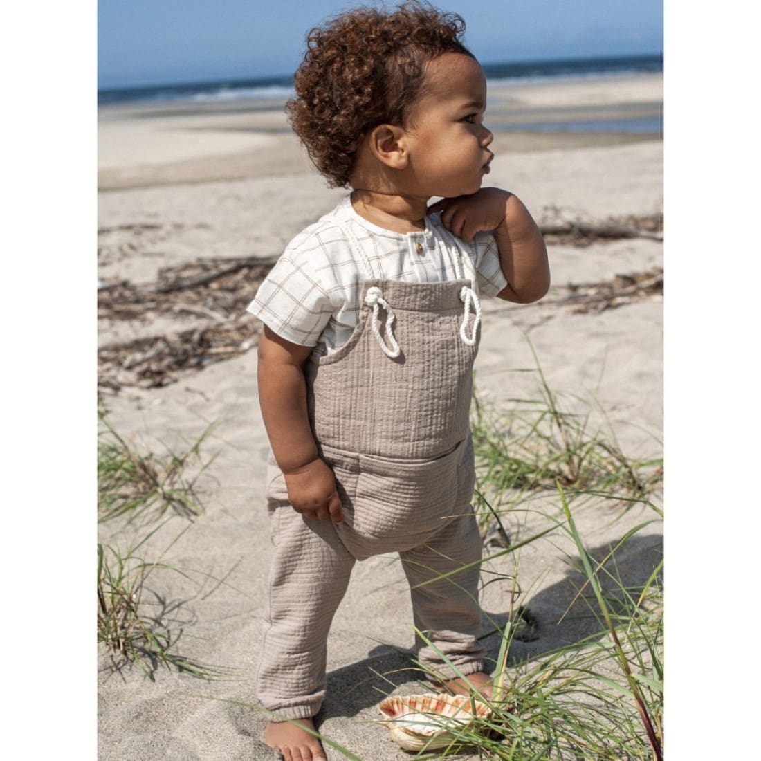 Checkered Tshirt & Plain Dungarees