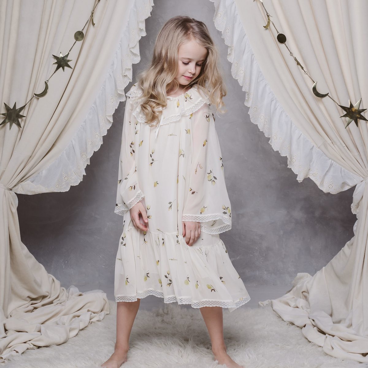 Elizabeth Nightdress | Roses
