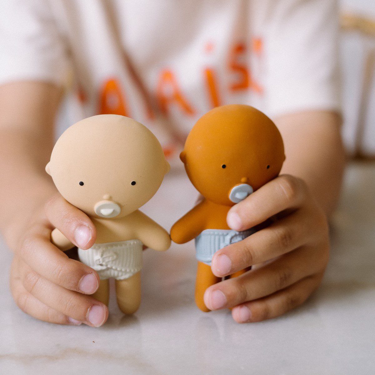 Gommu Pocket | Almond