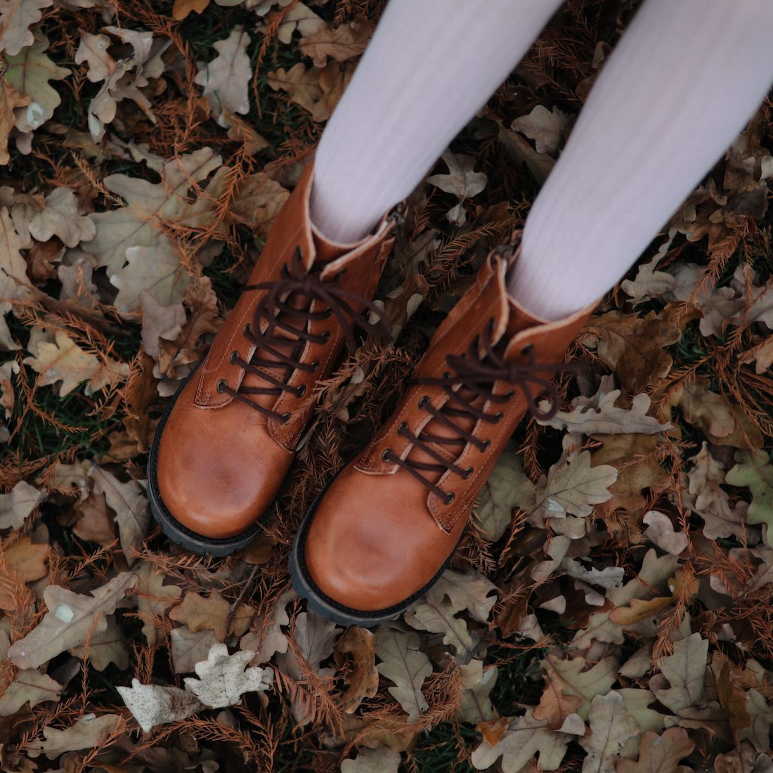 Lace Up Boots Oat