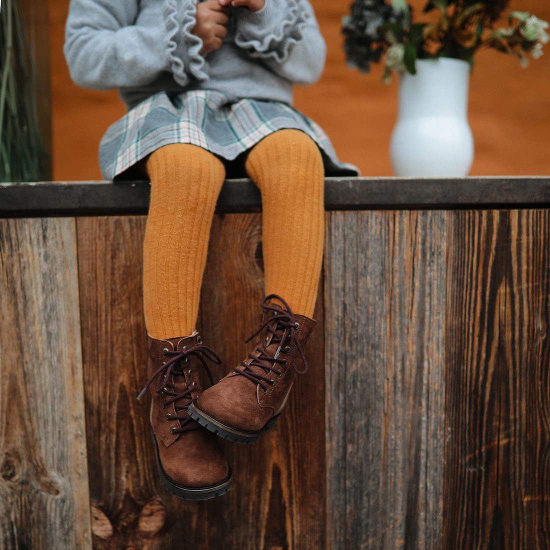 Lace Up Boots Oat