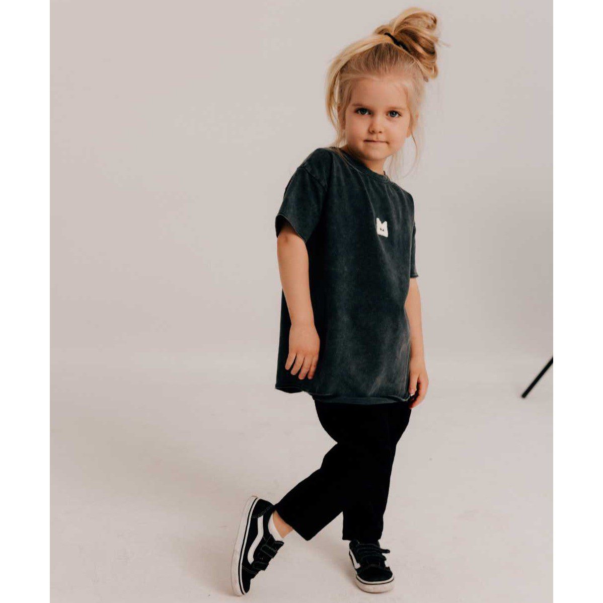 M T-Shirt | Vintage Black