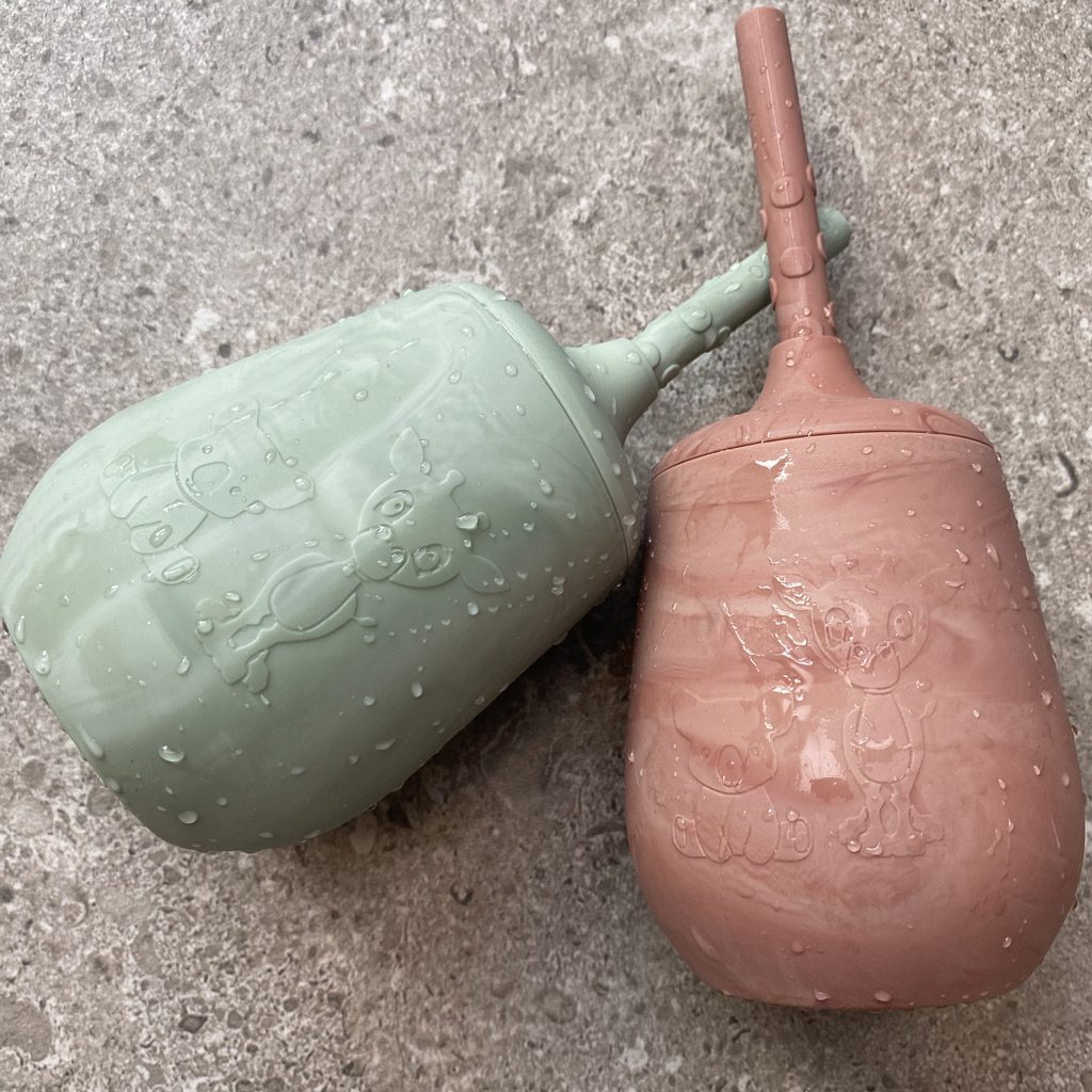 Adita Silicone Cup W/ Straw | Light Green