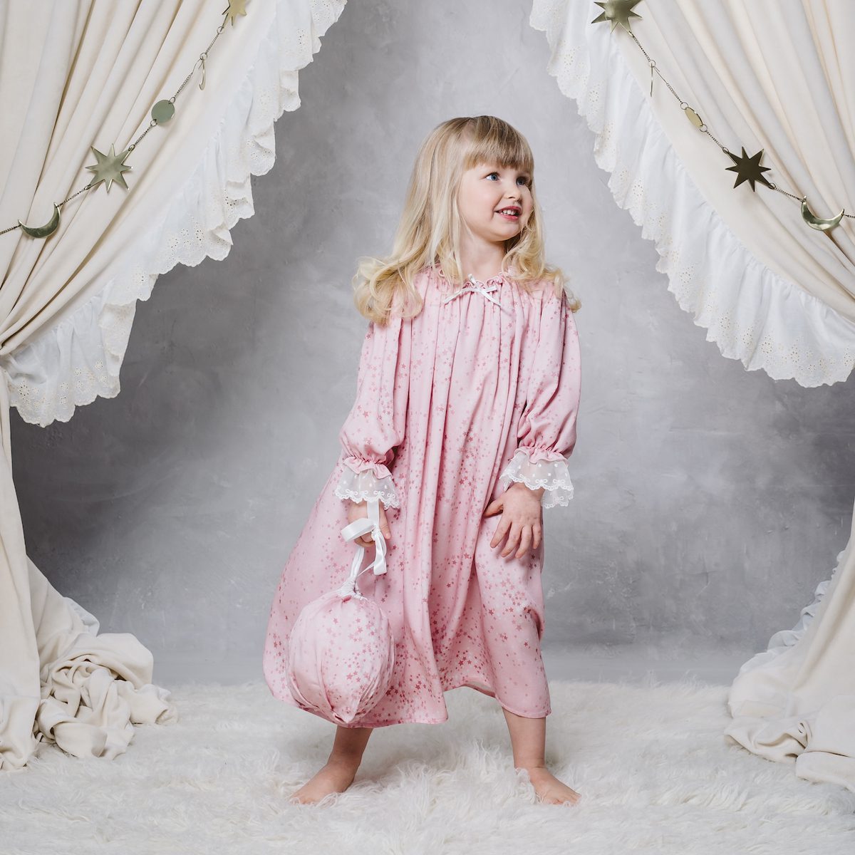 Victoria Nightdress | Pink Stars
