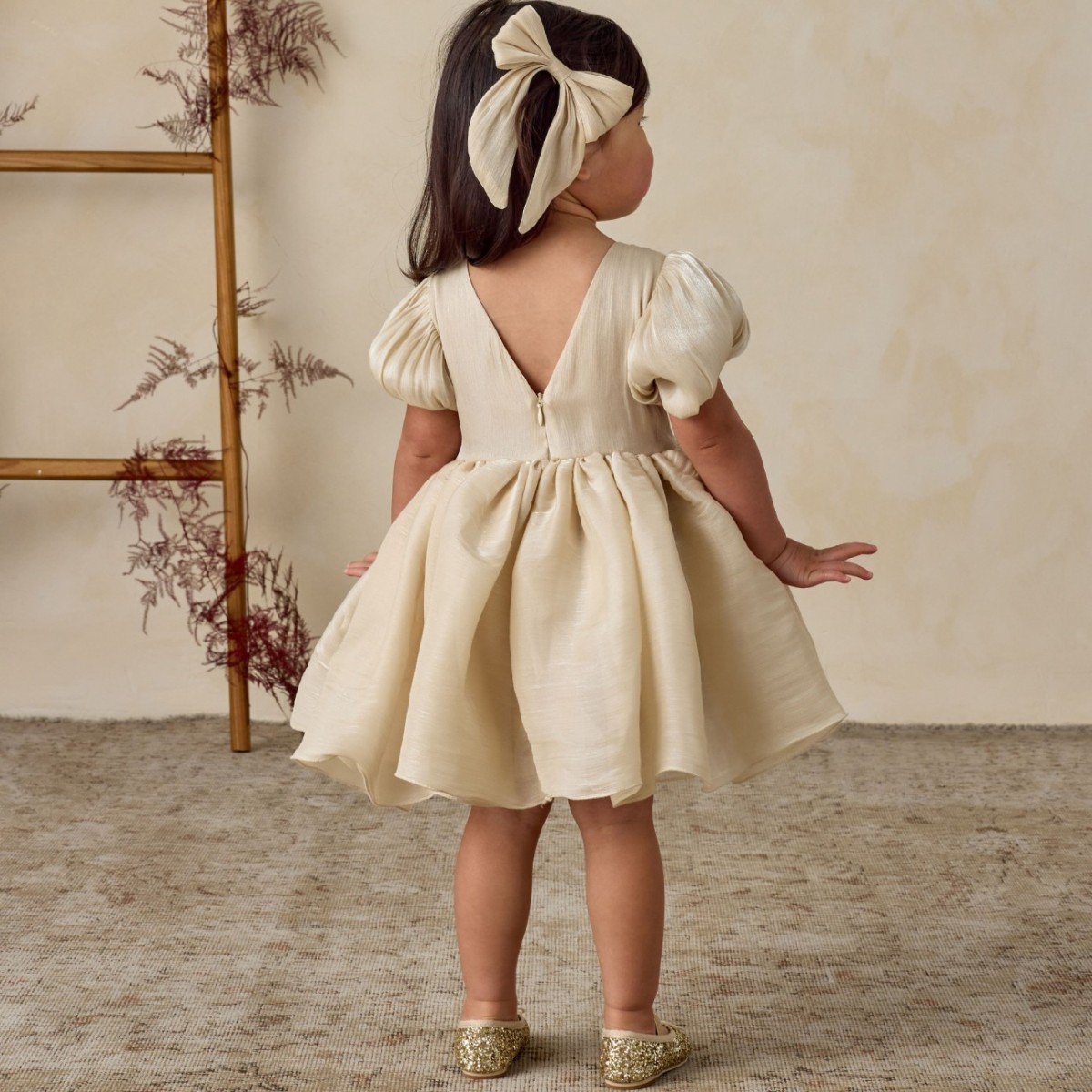 Everly Bow Ecru