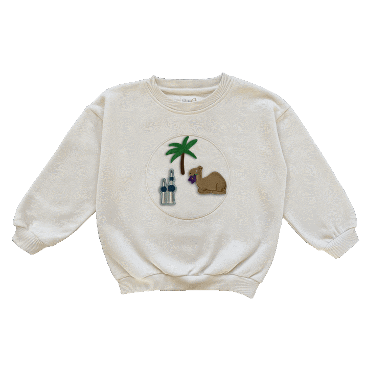 ÉCRU SWEATSHIRT + KUWAIT THEMATIC PATCHES